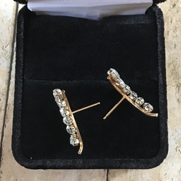 Elegant Pierced Earrings Vintage Gold Tone & Rhinestone - Picture 5 of 16